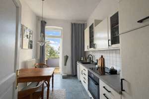 Gepflegte Altbauwohnung mit Balkon und Stellplatz in Kiel – Die vollständige Adresse der Immobilie erhältst du vom Anbieter., 24118 Ravensberg, Kiel – Vorschaubild 12