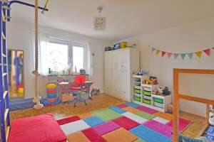 Dreifamilienhaus mit freier Wohnung in beliebter Lage von Kaufungen – Die vollständige Adresse der Immobilie erhältst du vom Anbieter., 34260 Kaufungen – Vorschaubild 7