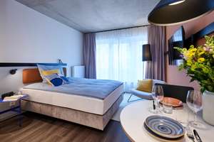 Mietrabatt - All-inclusive Miete – Voll möbliertes Studio in Charlottenburg mit Fitnessstudio und Co – Warburgzeile 3, 10587 Charlottenburg, Berlin – Vorschaubild 1