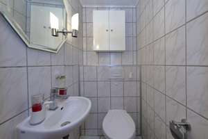 Charmante 3,5-Raum-Etagenwohnung mit Loggia, zentral in Essen-Borbeck – Die vollständige Adresse der Immobilie erhältst du vom Anbieter., 45355 Borbeck-Mitte, Essen – Vorschaubild 10