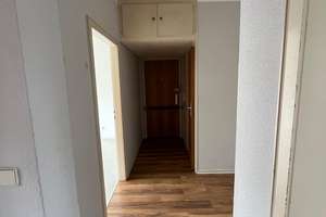 Helle 2,5-Zimmer Wohnung mit Balkon im 3.OG – Helmholtzstraße 98, 46045 Altstadt-Mitte, Oberhausen – Vorschaubild 5