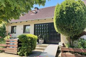 Großzügiges Zweifamilienhaus in begehrter Wohnlage im Kanzlerfeld – Die vollständige Adresse der Immobilie erhältst du vom Anbieter., 38116 Lehndorf-Watenbüttel, Braunschweig – Vorschaubild 3