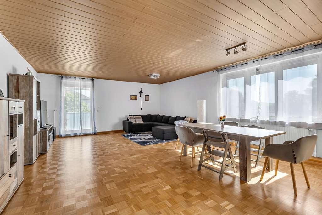 Willkommen zuhause – stilvolle Etagenwohnung mit Balkon und Wohlfühlcharakter in Crailsheim