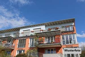 Vierfamilienhaus am Ende der Reihe - Kapitalanlage