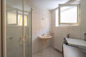 Einfamilienhaus mit Baugenehmigung für ein zusätzliches Einfamilienhaus in Kreyenbrück – Die vollständige Adresse der Immobilie erhältst du vom Anbieter., 26133 Kreyenbrück, Oldenburg (Oldenburg) – Vorschaubild 9