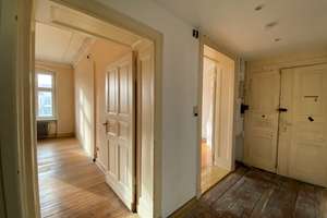 Lichtdurchflutete Altbauwohnung mit hohen Decken und Stuckdetails - zum Selbstgestalten! – Die vollständige Adresse der Immobilie erhältst du vom Anbieter., 10961 Kreuzberg, Berlin – Vorschaubild 5