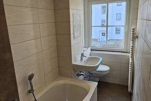 Wohnen mit Komfort! Schöne 3-R.-WE in Zittau! – Stauffenbergstraße 9, 2763 Zittau – Vorschaubild 1