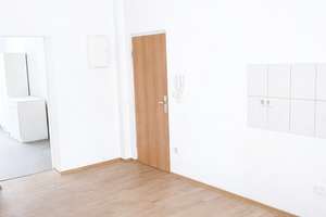 Zentral gelegene Wohnung mit vielseitigen Gestaltungsmöglichkeiten – Antonienstraße 50, 47053 Hochfeld, Duisburg – Vorschaubild 3