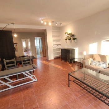 Entdecken Sie dieses prächtige, renovierte Duplex, das Sie auf den ersten Blick verzaubern wird!
