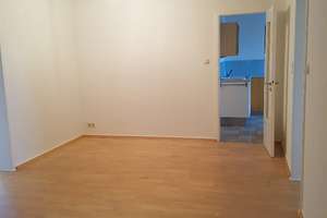 Helle 4-Zimmer-Wohnung inkl. Balkon im 3.OG am Marschiertor / HBF! Garage! – Wallstrasse 15-17, 52064 Marschiertor, Aachen – Vorschaubild 9
