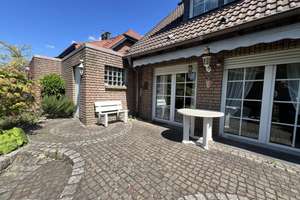 Familienfreundliche Doppelhaushälfte // 3-4 Schlafzimmer // Garage // sonniger Garten // Spielstraße – Die vollständige Adresse der Immobilie erhältst du vom Anbieter., 40489 Wittlaer, Düsseldorf – Vorschaubild 4