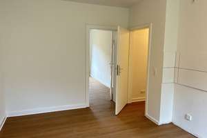 Schöne 2 Zimmer Wohnung für Sie saniert. – Hertzstraße 79, 24149 Neumühlen-Dietrichsdorf, Kiel – Vorschaubild 2