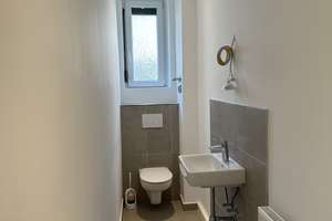 Familienfreundliche großzügige 5 Zi Wohnung  im Herzen Karlsruhe  mit  Einbauküche – Mühlburger Straße 4, 76185 Grünwinkel, Karlsruhe – Vorschaubild 11