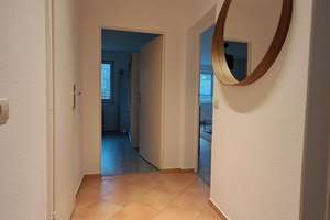 Möblierte 2-Zimmer-Wohnung mit Balkon- Einziehen und wohlfühlen! – Hochring 39, 38440 Eichelkamp, Wolfsburg – Vorschaubild 4