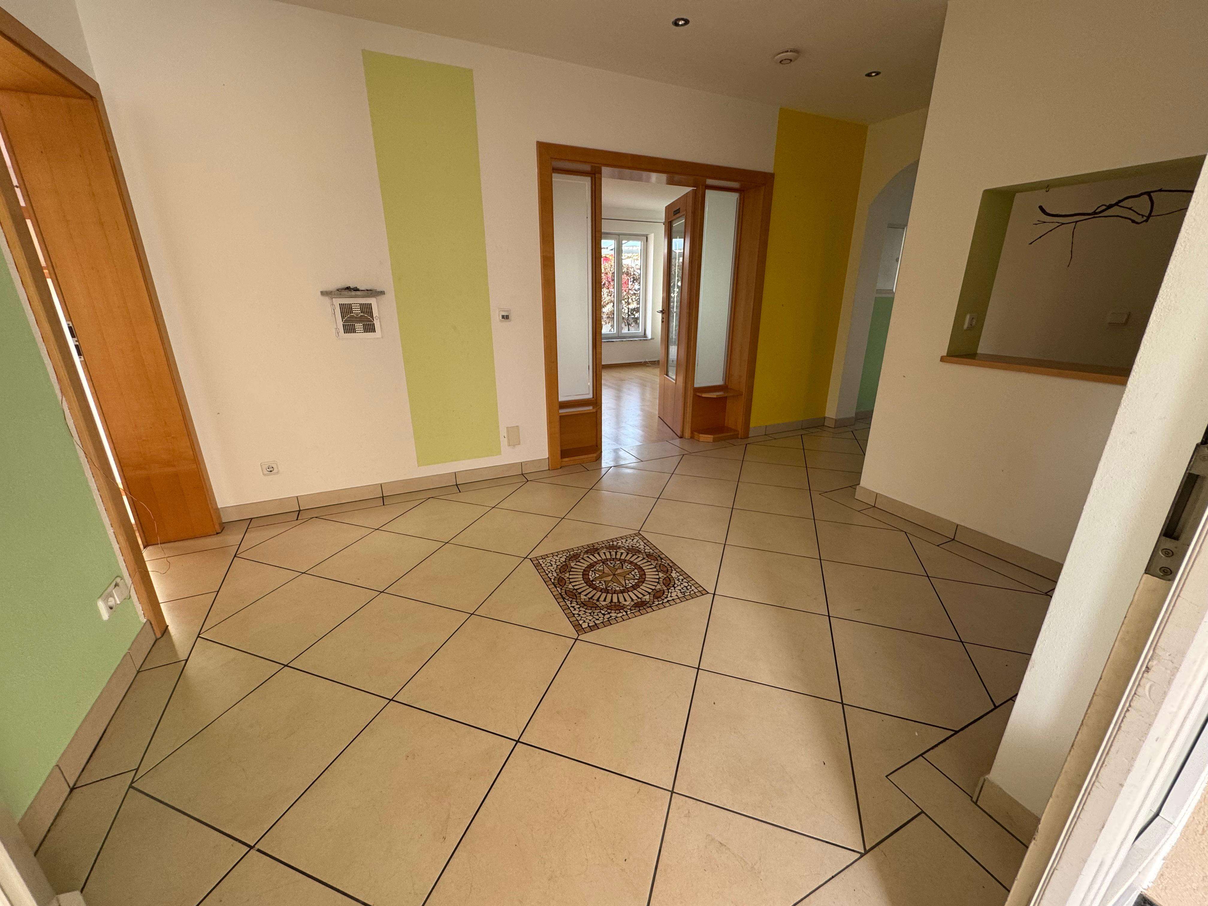 Immobilie in Gerolsbach - Modernes Wohnhaus mit Doppelgarage in Gerolsbach OT Junkenhofen zu verkaufen! - Bild 2