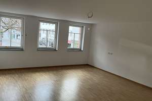 Moderne 3-Zimmer-Wohnung mit großzügiger Terrasse in Reutlingen – Die vollständige Adresse der Immobilie erhältst du vom Anbieter., 72764 Reutlingen-Mitte, Reutlingen – Vorschaubild 4