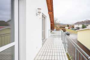 Hägelberg - Nachhaltig wohnen in sonniger Traumlage! Doppelhaushälfte mit Fernwärme und PV-Anlage  – Lörrach (Kreis) – Vorschaubild 11