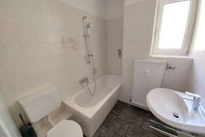 Große 3-Zimmer-Wohnung in Bremerhaven-Lehe im Erdgeschoss mit Terrasse! – Hinrich-Schmalfeldt-Straße 18, 27576 Lehe, Bremerhaven – Vorschaubild 7