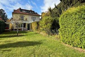 Einfamilienhaus (DHH) + Garage in schöner und ruhiger Lage auf einem 522 m² großem Gartengrundstück! – Die vollständige Adresse der Immobilie erhältst du vom Anbieter., 60439 Heddernheim, Frankfurt am Main – Vorschaubild 1