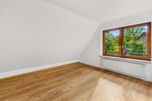 *** Großzügiges Einfamilienhaus in ruhiger Lage zwischen Blankenese und Sülldorf *** – Die vollständige Adresse der Immobilie erhältst du vom Anbieter., 22589 Sülldorf, Hamburg – Vorschaubild 23