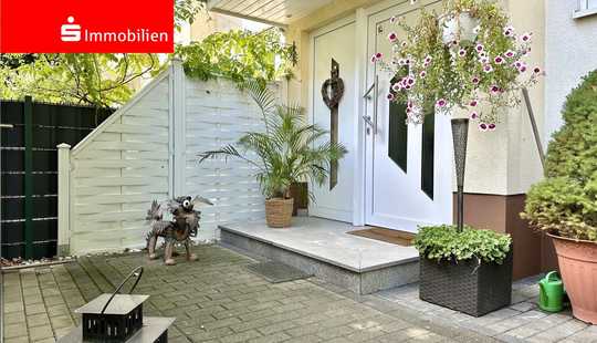 Bild von Einziehen und wohlfühlen! - 2 Familienhaus inkl. Garage - gesuchte Wohnlage