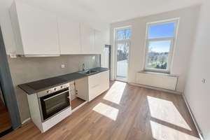 moderne 3-Zimmer-Wohnung mit Balkon im charmanten Altbau – Rickmersstraße 35, 27568 Lehe, Bremerhaven – Vorschaubild 2