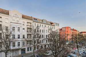 Stilvoll & bezugsfrei: Altbau 2-Zi mit Balkon & Lift im Gleimviertel – Berlin – Vorschaubild 13