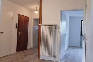 Sonnige ruhige 2,5-Zimmer Wohnung mit Balkon, Einbauküche und neuem Bad – Pretzfelder Strasse 24, 90425 Wetzendorf, Nürnberg – Vorschaubild 6