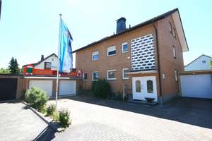 Wieder am Markt! Dreifamilienhaus für Eigennutzer und Anleger! – Die vollständige Adresse der Immobilie erhältst du vom Anbieter., 33104 Schloß Neuhaus, Paderborn – Vorschaubild 1