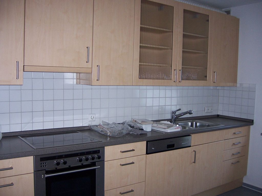 Wohntraum mit hochwertiger EBK, große helle Zimmer, direkt ...