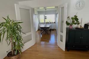 Gehobene 3,5-Zimmer-Wohnung in Stuttgart-Stammheim – teilmöbliert mit Balkon & Einbauküche – Ottmarsheimer Straße 24, 70439 Stammheim-Mitte, Stuttgart – Vorschaubild 5