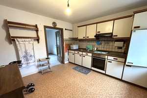 Doppelhaushälfte mit Potential - ideal für handwerklich Begabte! – Lübeck – Vorschaubild 3