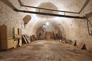 Perfekte Lage am Schloss: -- sanierungsbedürftiges, historisches Stadthaus mit enormem Potenzial – Ludwigsburg (Kreis) – Vorschaubild 5