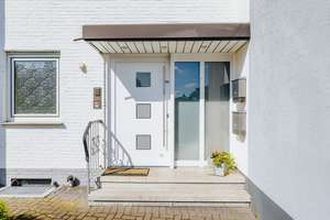 Ruhe, Platz und Potenzial - Reihenmittelhaus mit zwei Wohneinheiten – Die vollständige Adresse der Immobilie erhältst du vom Anbieter., 33689 Sennestadt, Bielefeld – Vorschaubild 3