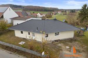 *** BUNGALOW IN IDYLLISCHER ORTSRANDLAGE – MIT STADEL UND EINEM BAUGRUNDSTÜCK*** – Die vollständige Adresse der Immobilie erhältst du vom Anbieter., 88524 Uttenweiler – Vorschaubild 21