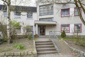 Großzügige Familiewohnung sucht Hobbygärtner