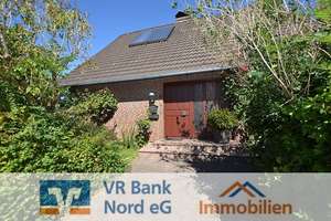 Vollunterkellertes Einfamilienhaus auf eingewachsenem Grundstück – Die vollständige Adresse der Immobilie erhältst du vom Anbieter., 24941 Friedenshügel, Flensburg – Vorschaubild 1