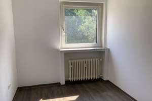 Gemütliche 3-Zimmerwohnung mit Balkon in grüner Lage von Senne – Zebraweg 1, 33659 Senne, Bielefeld – Vorschaubild 3
