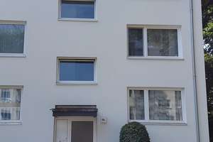 schöne 2,5-Raum-Wohnung mit Balkon