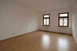 Tolle Einbauküche...ideal für WG´s...großes Bad mit Fenster...Laminat – Müllerstraße 1, 9113 Zentrum, Chemnitz – Vorschaubild 3