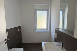 Neu renovierte, geräumige 4-Zimmer-Wohnung mit Balkonen/neuer Küche/Parkplatz – Die vollständige Adresse der Immobilie erhältst du vom Anbieter., 65203 Biebrich, Wiesbaden – Vorschaubild 17
