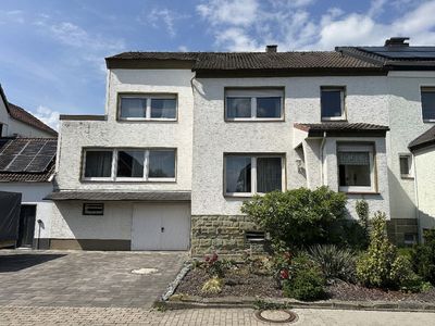 Platz zum Spielen, Leben und Wohlfühlen:
Familienfreundliche DHH mit großem Garten in Welver!