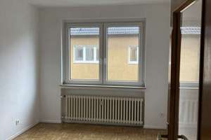 Wohnen und vermieten - Attraktives 3-Parteienhaus in Duisburg-Huckingen – Raiffeisenstraße 50, 47259 Huckingen, Duisburg – Vorschaubild 13