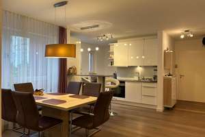 Sofort bezugsfrei – 4-Zimmer-Erdgeschosswohnung - ideal für Familien in München-Hadern