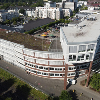im Leadauftrag! Repräsentatives Bürohaus mit markanter Architektur in Köln-Braunsfeld!
