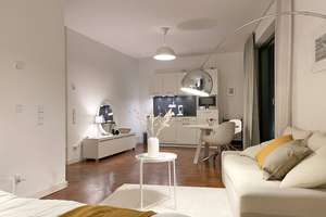 Cosy furnished apartment in Mitte next to subway with gym, rooftop terrace, sauna