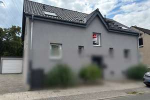 Hausgefühl statt Wohnung | 147 m² | eigener Garten mit Pool | große Garage | provisionsfrei