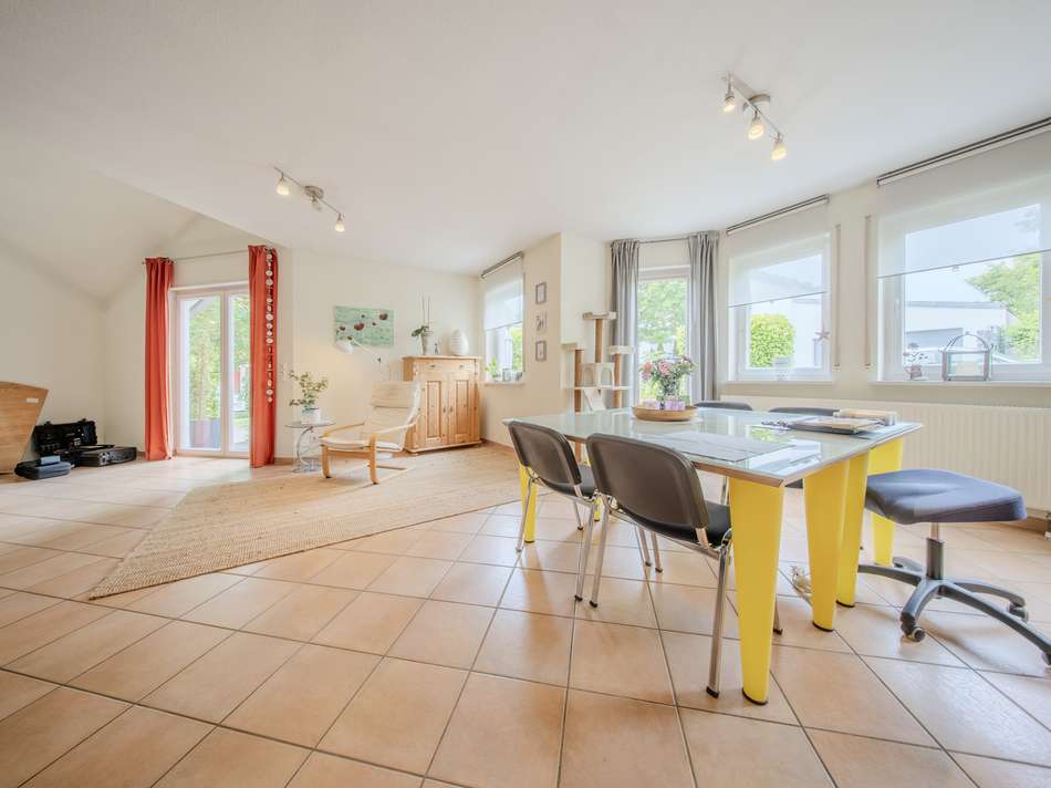 J.Paul.Immobilien.Schafgarten.