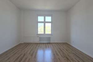 Attraktive 2-Zimmer-Wohnung im 2. Obergeschoss mit Balkon im Herzen Düsseldorfs – Die vollständige Adresse der Immobilie erhältst du vom Anbieter., 40227 Oberbilk, Düsseldorf – Vorschaubild 2