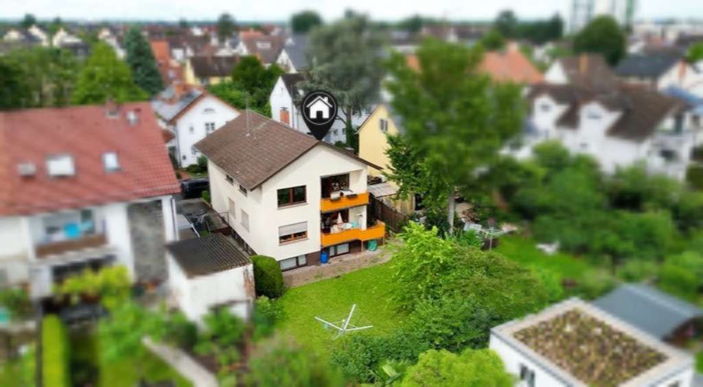 Immobilie in Eppelheim - ***3- Familienhaus in ruhiger Lage, mit Garage und wunderschönem, frei gestaltbarem Garten*** - Bild 0